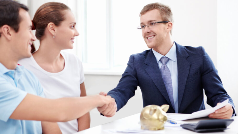 Поручитель по кредиту: права, обов’язки та ризики